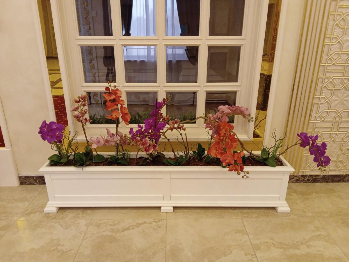 Grand Holiday Hall Pavlodar Eksteriør bilde