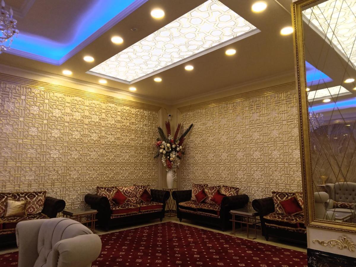 Grand Holiday Hall Pavlodar Eksteriør bilde